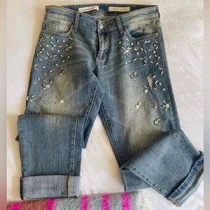 Anthropologie Pilcro Embellished jeans. Size 27. Boyfriend fit. Gently used.